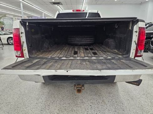 Used 2010 GMC Sierra 2500 SLE image 37