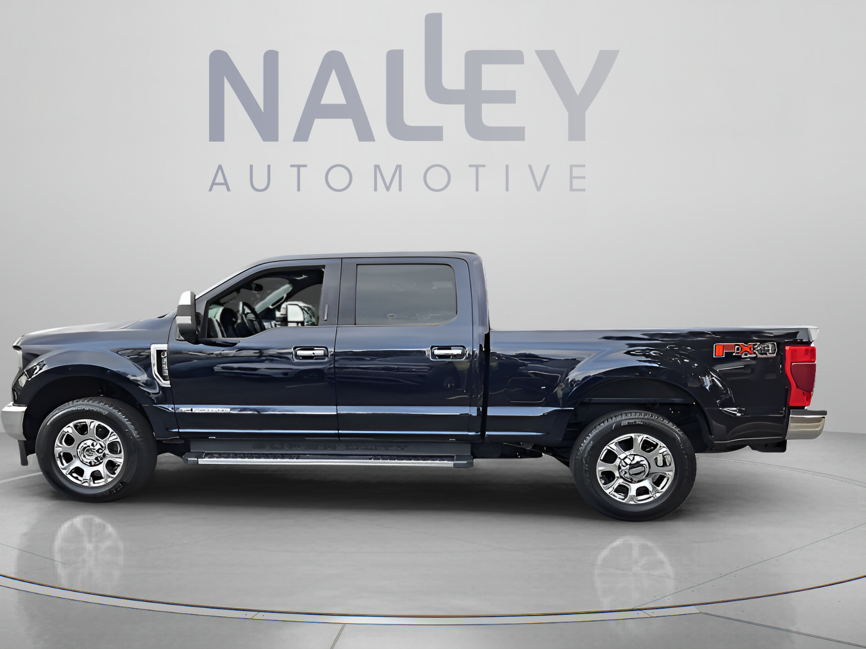 Used 2022 Ford F250 Lariat w/ Lariat Ultimate Package AWD/4WD image 2