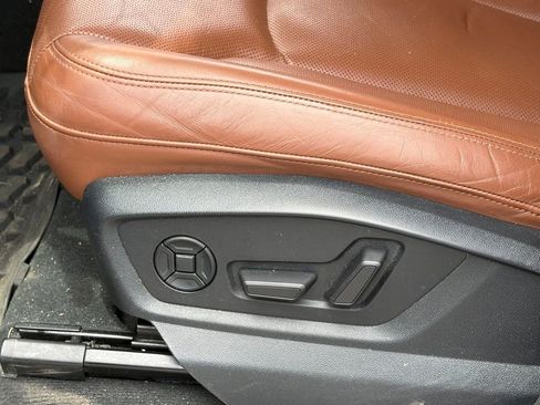 Used 2021 Audi Q8 Premium Plus AWD/4WD image 6