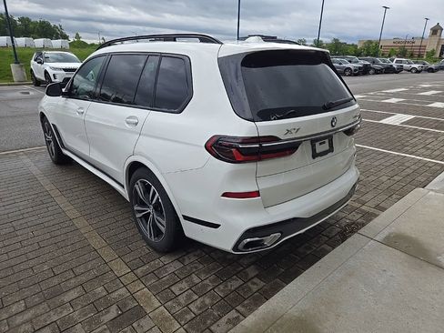 Used 2026 BMW X7 xDrive40i w/ M Sport Package AWD/4WD image 7