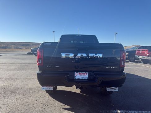 New 2026 RAM 2500 Laramie AWD/4WD image 27