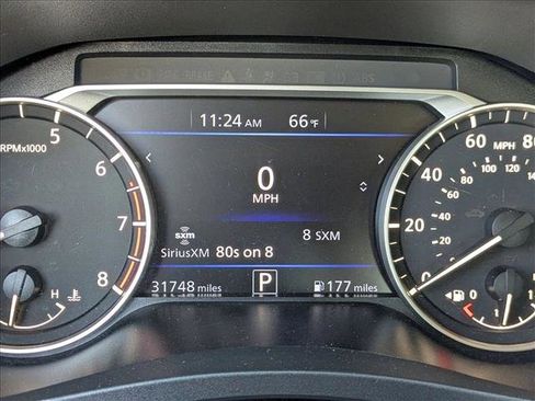 Used 2025 Nissan Altima 2.5 SV image 11