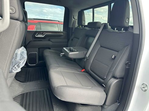 New 2025 GMC Sierra 2500 SLE w/ Preferred Package image 20