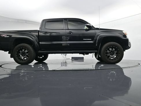 Used 2013 Toyota Tacoma 4x4 Double Cab w/ TRD Sport Pkg image 36