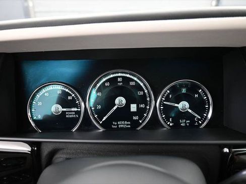 Certified 2022 Rolls-Royce Cullinan w/ Dark Exterior Package AWD/4WD image 19