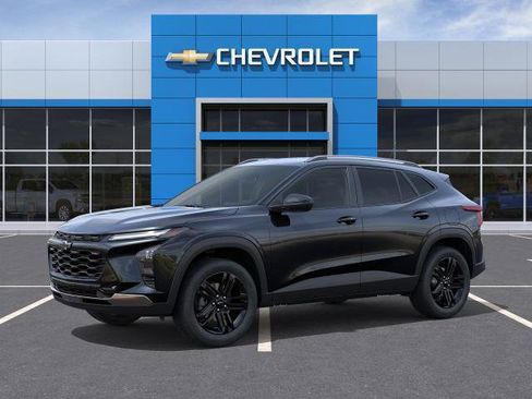 New 2026 Chevrolet Trax ACTIV w/ Driver Confidence Package FWD image 2