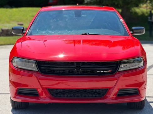 Used 2023 Dodge Charger SXT RWD image 2