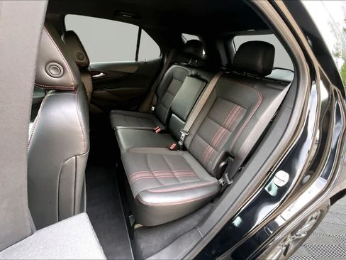 Used 2023 Chevrolet Equinox RS FWD image 21