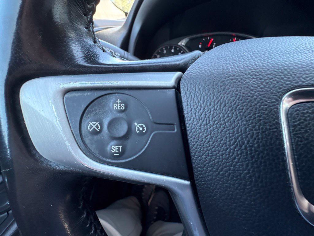 Used 2019 GMC Terrain SLE w/ Driver Convenience Package FWD image 27