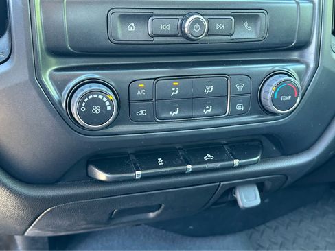 Used 2019 Chevrolet Silverado 1500 W/T w/ WT Convenience Package AWD/4WD image 17