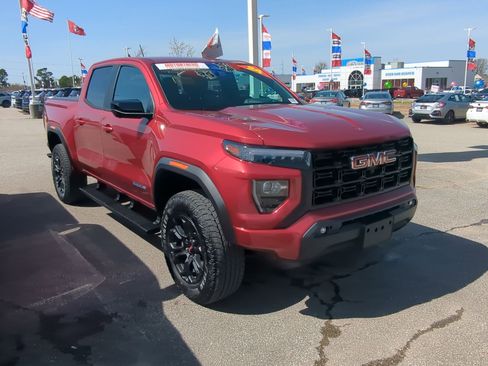 Used 2024 GMC Canyon Elevation w/ Elevation Premium Package image 10