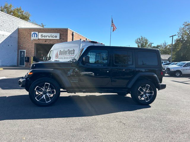 Used 2025 Jeep Wrangler Unlimited Sport S 4xe w/ Convenience Group AWD/4WD image 21