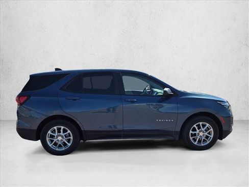 Used 2024 Chevrolet Equinox LS w/ LPO, Floor Liner Package FWD image 4