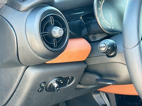 Used 2023 MINI Cooper S image 10