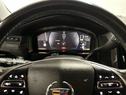 Used 2015 Cadillac Escalade Premium image 22
