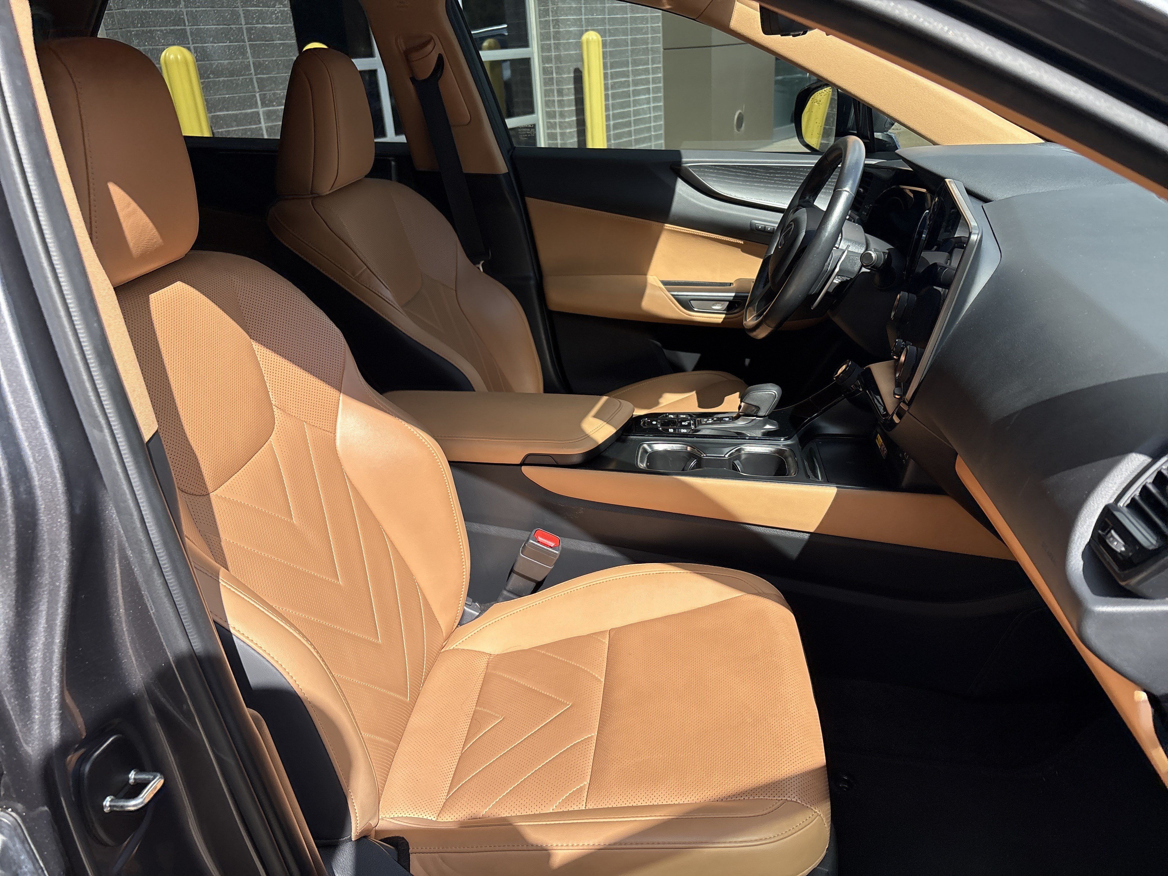 Used 2025 Lexus NX 450h+ AWD w/ Accessory Package (Z2) image 33