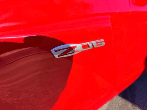 Used 2006 Chevrolet Corvette Z06 w/ Preferred Equipment Group RWD image 4