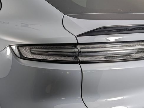 Certified 2024 Porsche Cayenne Turbo GT AWD/4WD image 16
