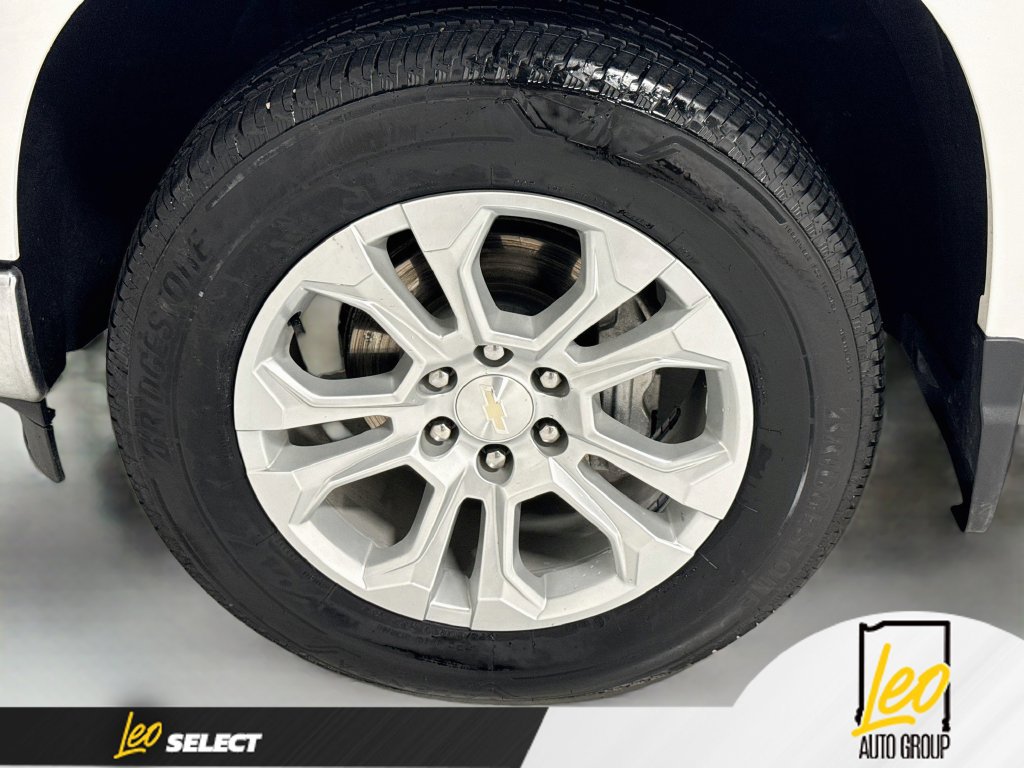 Used 2024 Chevrolet Silverado 1500 LTZ w/ Technology Package AWD/4WD image 35