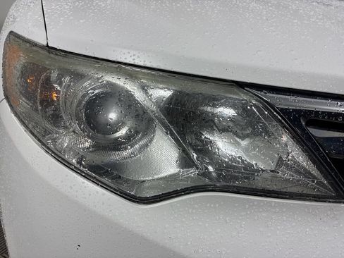 Used 2012 Toyota Camry XLE w/ Leather Pkg FWD image 2