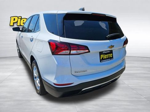 Used 2022 Chevrolet Equinox LT AWD/4WD image 3