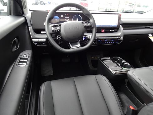 New 2026 Hyundai Ioniq 5 SEL image 13