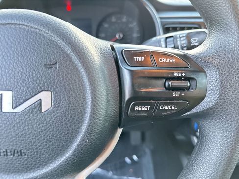 Used 2022 Kia Rio S image 30