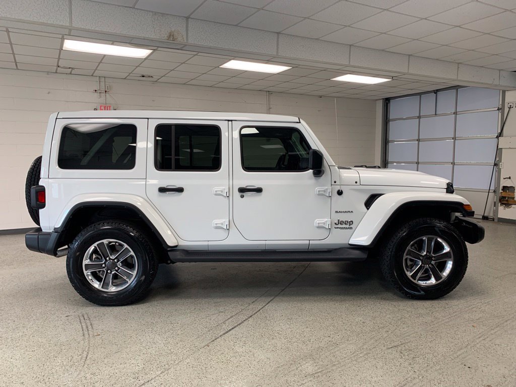 Certified 2022 Jeep Wrangler Unlimited Sahara w/ Cold Weather Group AWD/4WD image 7
