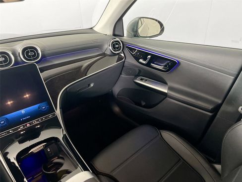 Certified 2023 Mercedes-Benz GLC 300 4MATIC image 23