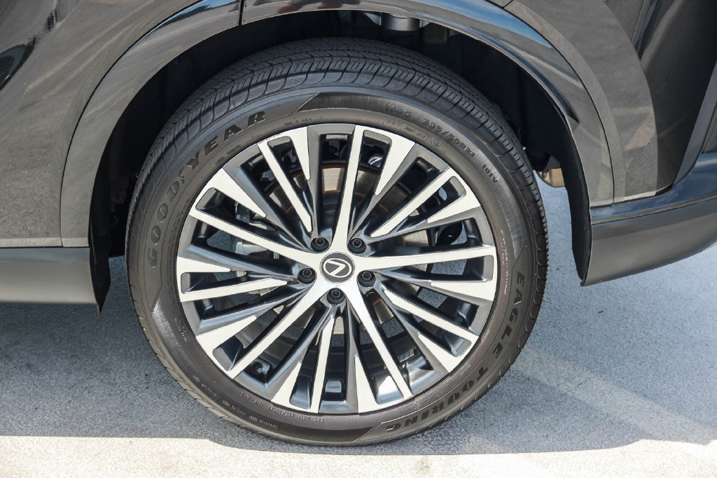 Certified 2023 Lexus RX 350 Premium Plus w/ Accessory Package (K3) AWD/4WD image 12