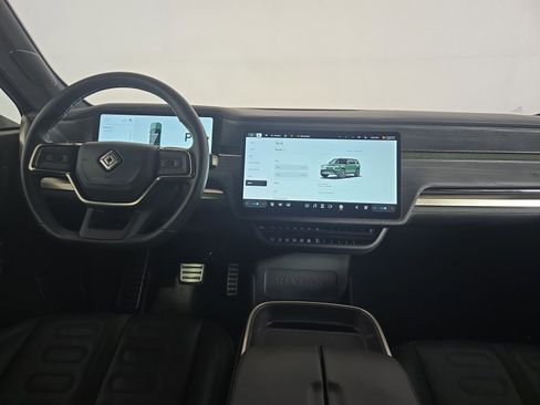 Used 2023 Rivian R1S Adventure image 27