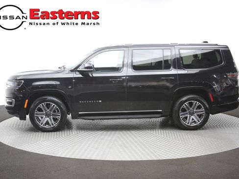 Used 2024 Jeep Wagoneer Series II AWD/4WD image 61