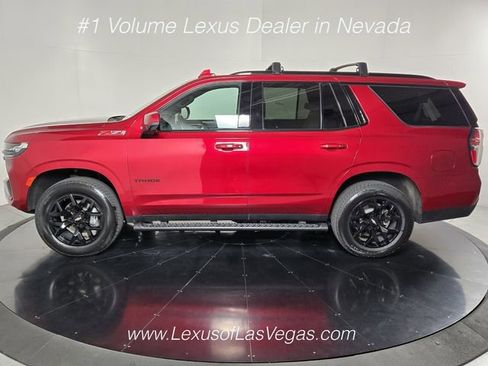 Used 2022 Chevrolet Tahoe Z71 w/ Luxury Package AWD/4WD image 7