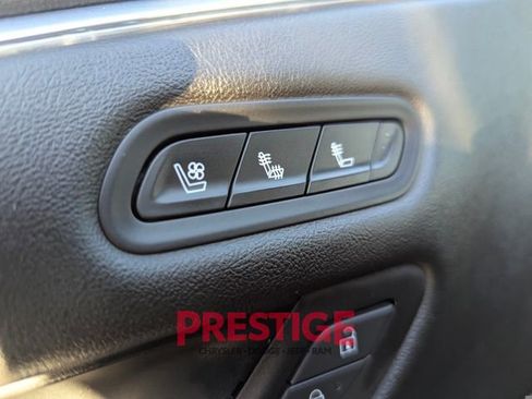 Used 2023 Cadillac Escalade Sport image 19