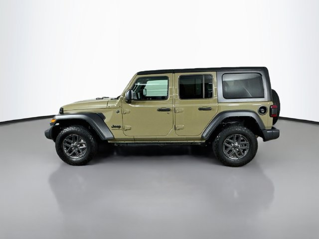 Used 2025 Jeep Wrangler Unlimited Sport AWD/4WD image 11
