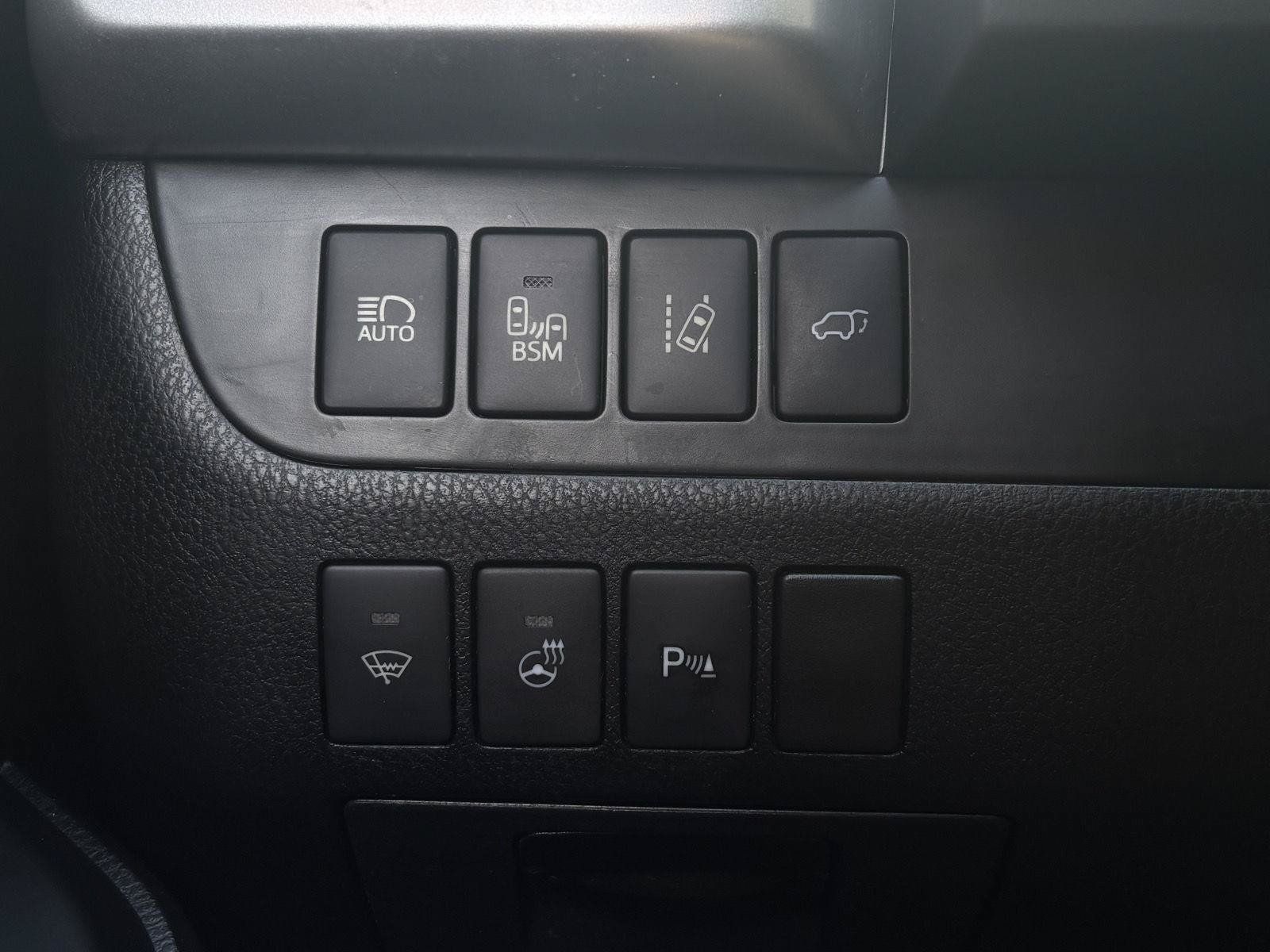 Used 2015 Toyota Highlander Limited Platinum AWD/4WD image 23
