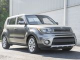 Used 2017 Kia Soul + image 2
