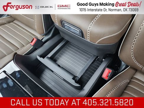 New 2026 GMC Yukon Denali Ultimate AWD/4WD image 40