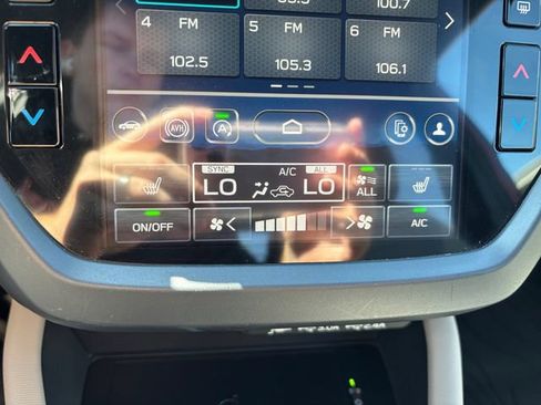Certified 2025 Subaru Forester Premium AWD/4WD image 17