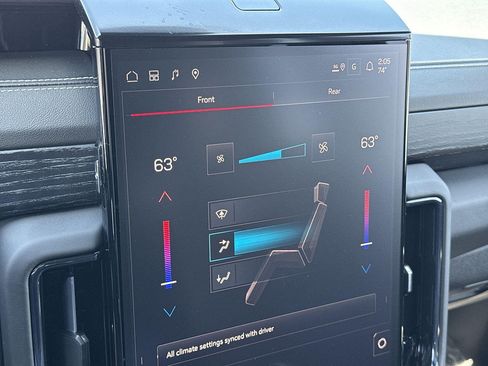 New 2026 GMC Yukon XL AT4 Ultimate AWD/4WD image 12