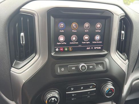 Used 2021 Chevrolet Silverado 1500 Custom Trail Boss AWD/4WD image 23