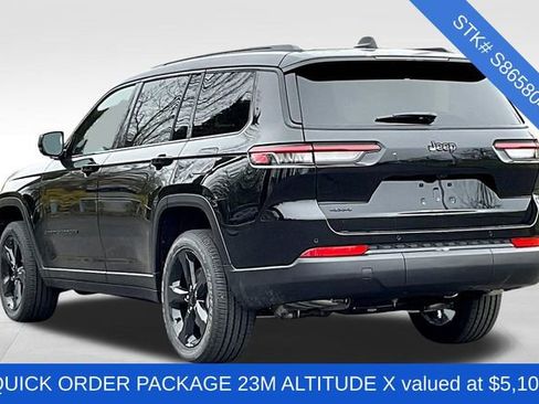 New 2025 Jeep Grand Cherokee L Altitude AWD/4WD image 3