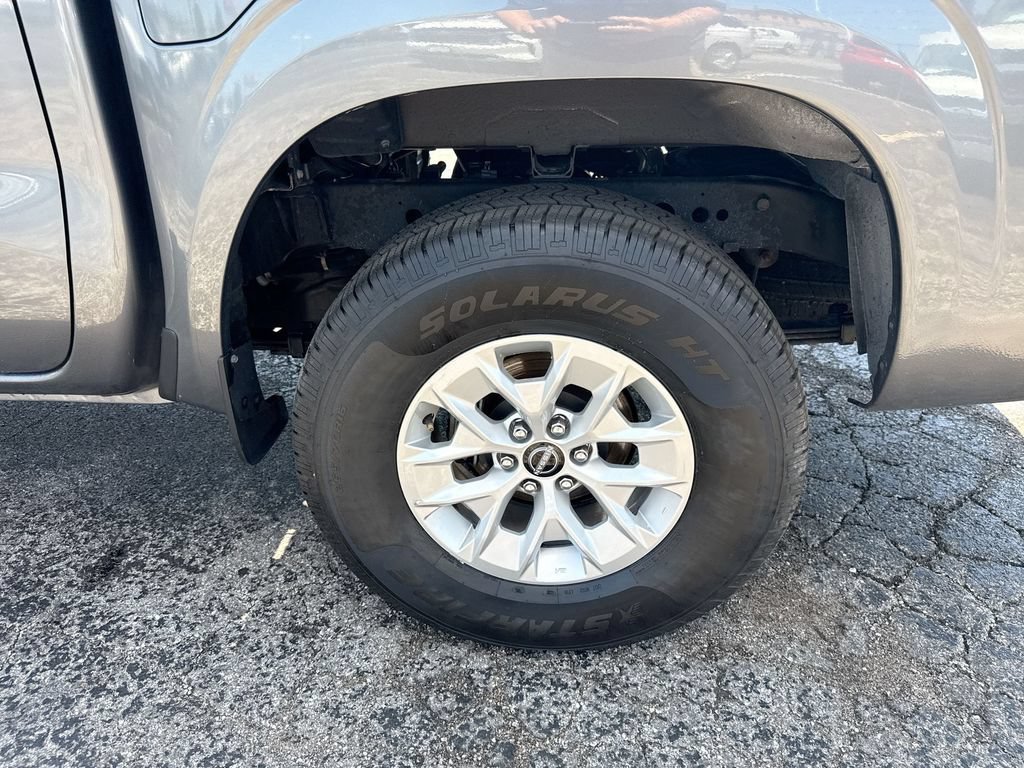 Used 2024 Nissan Frontier SV AWD/4WD image 33