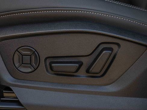 New 2026 Audi Q8 Premium Plus image 27