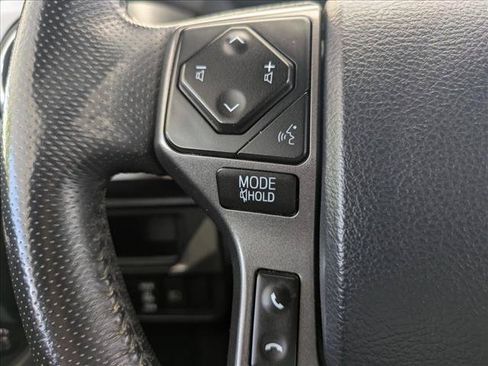 Used 2019 Toyota Tacoma TRD Sport AWD/4WD image 15