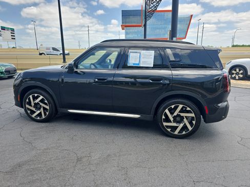 Used 2025 MINI Cooper Countryman S w/ Comfort Package Max image 6