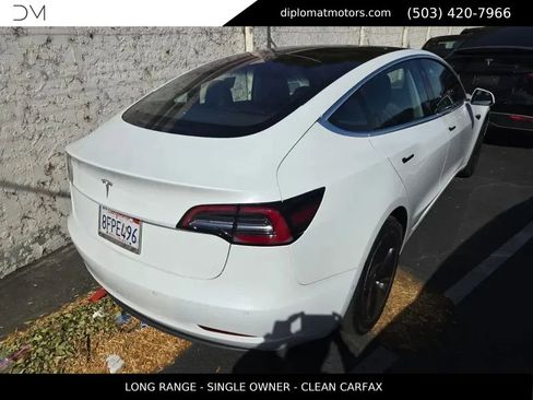 Used 2018 Tesla Model 3 Long Range RWD image 4