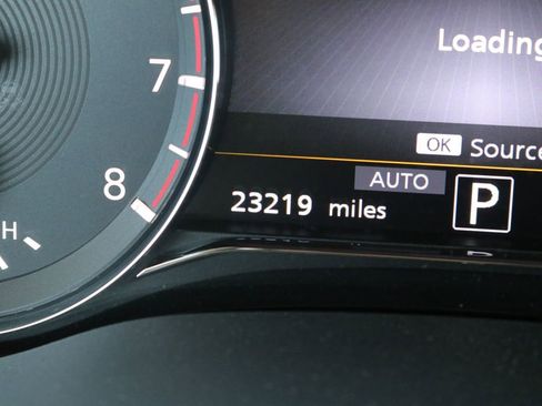 Certified 2024 INFINITI QX80 Sensory AWD/4WD image 17