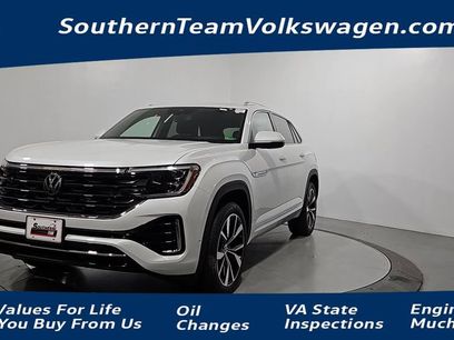 New 2025 Volkswagen Atlas Cross Sport SEL Premium R-Line