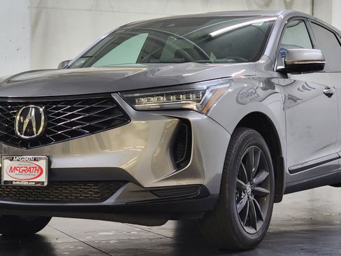Used 2025 Acura RDX SH-AWD image 10